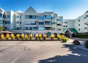 Gordon Park Village - 1329 KLO Road, Kelowna  V1W 3P6